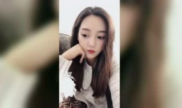 网红吃瓜小霖霖是谁啊视频,视频走红背后的故事