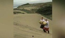 最新沙漠爆料新闻视频大全,最新爆料视频带你领略壮美沙漠风光