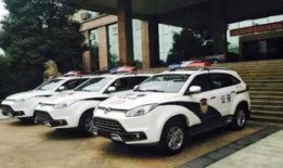 南昌警车学生爆料视频播放,南昌警车学生冲突事件视频曝光